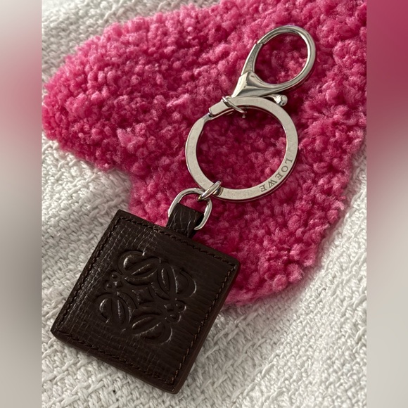 Loewe Dark Brown Leather Keyring/Keychain - Picture 3 of 8